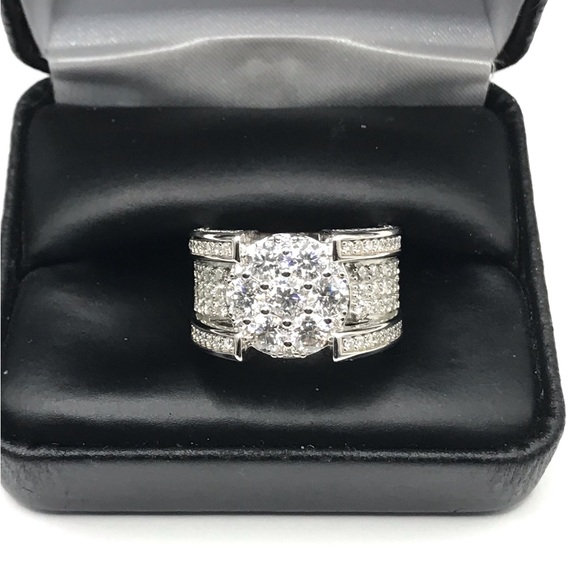 925 Sterling Silver 3.78CT MOISSANITE Men’s Ring size 8 or 9